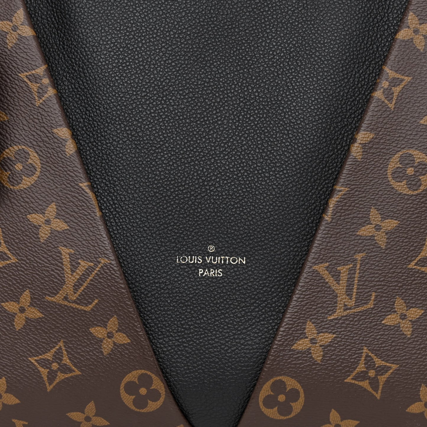 Monogram V Tote MM Black