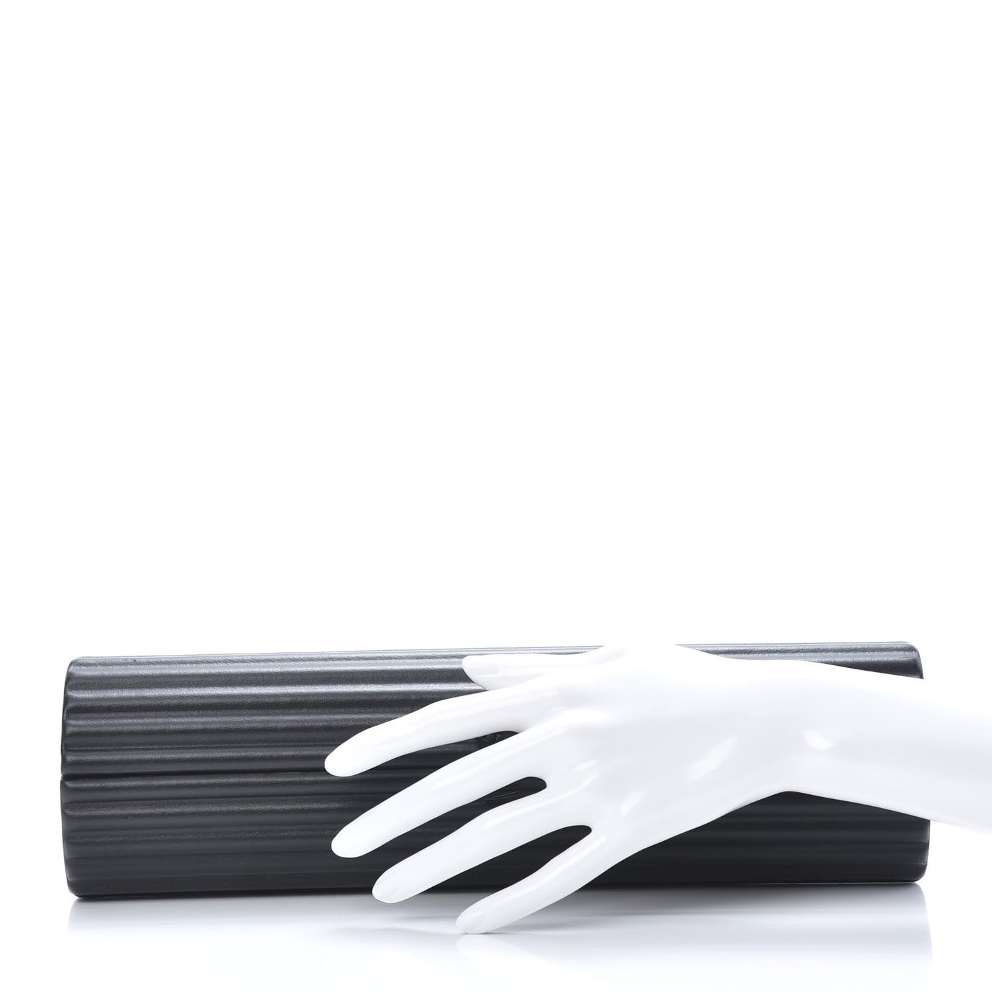 Calfskin Opyum Clutch Black