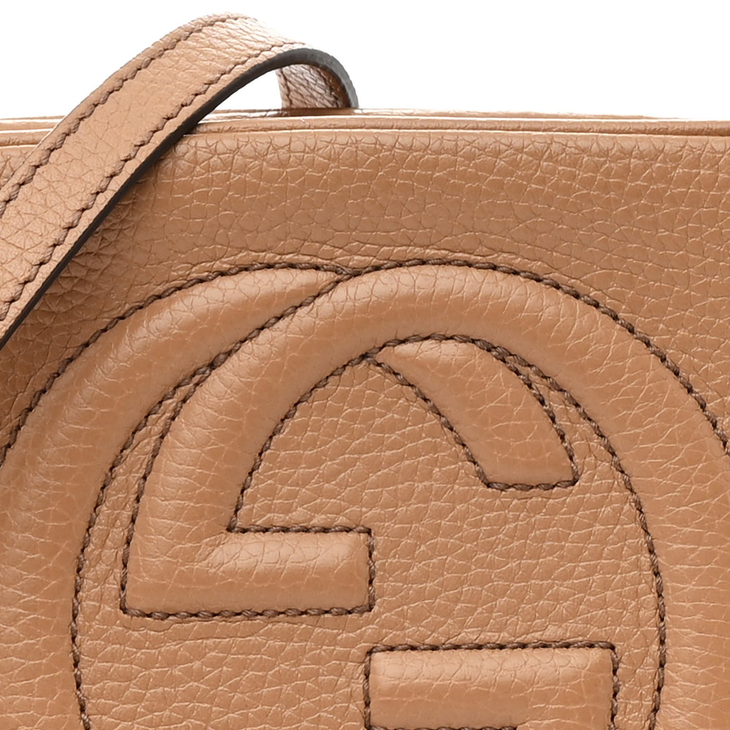 Pebbled Calfskin Small Soho Disco Bag Camelia