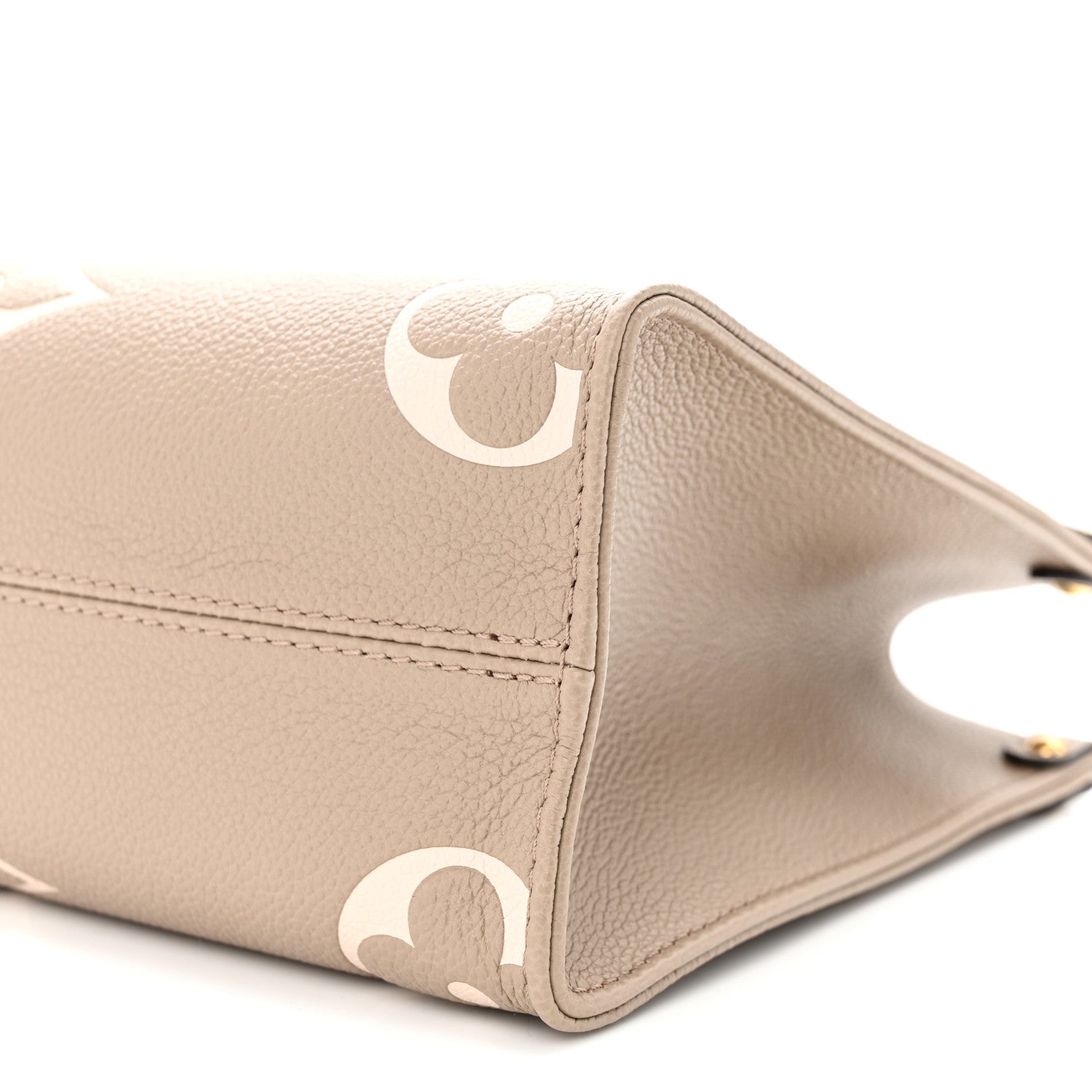 Louis Vuitton Empreinte Monogram Giant Onthego PM Tourterelle Creme 9 of 9