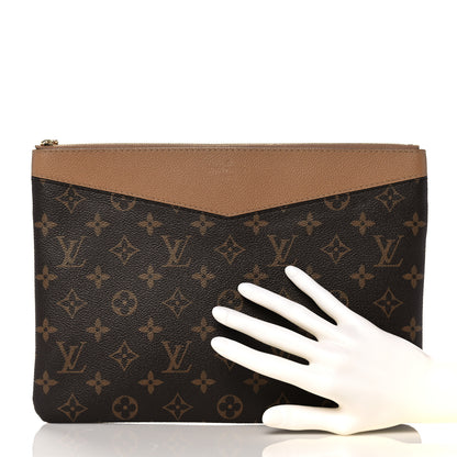 Louis Vuitton Monogram Daily Pouch Sesame 2 of 13