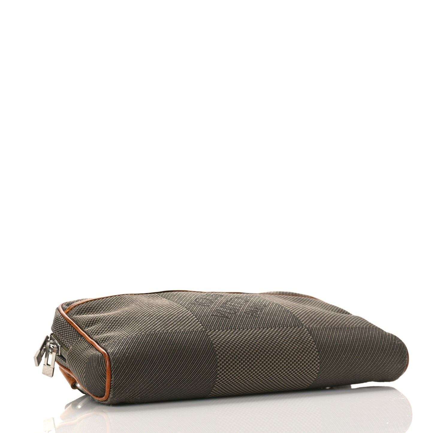 Damier Geant Acrobat Terre