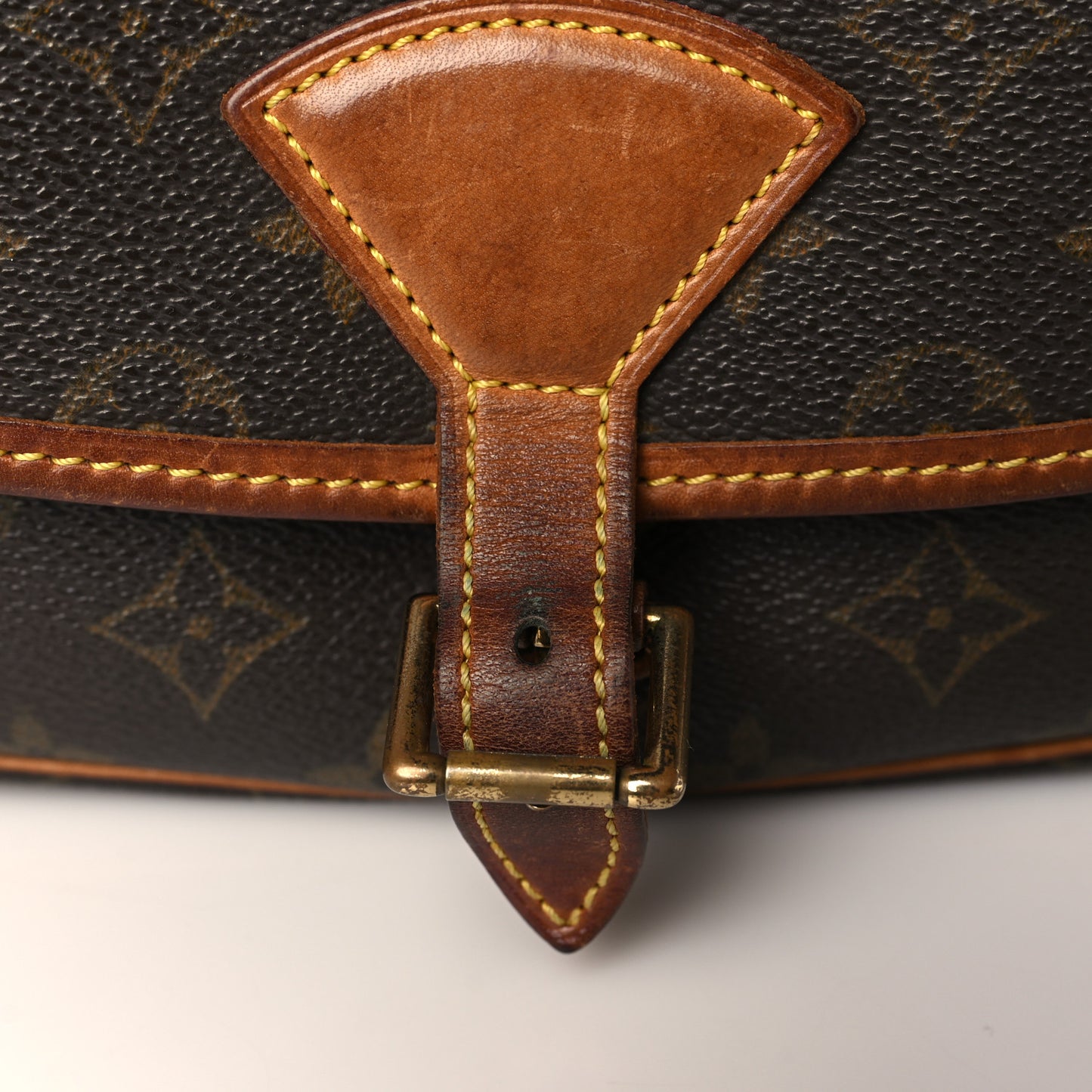 Monogram Sologne