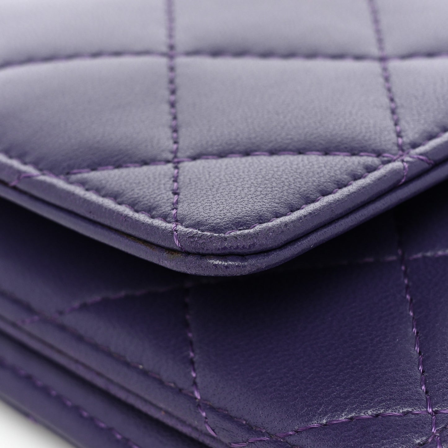 Lambskin Quilted Reissue Wallet On Chain WOC Purple