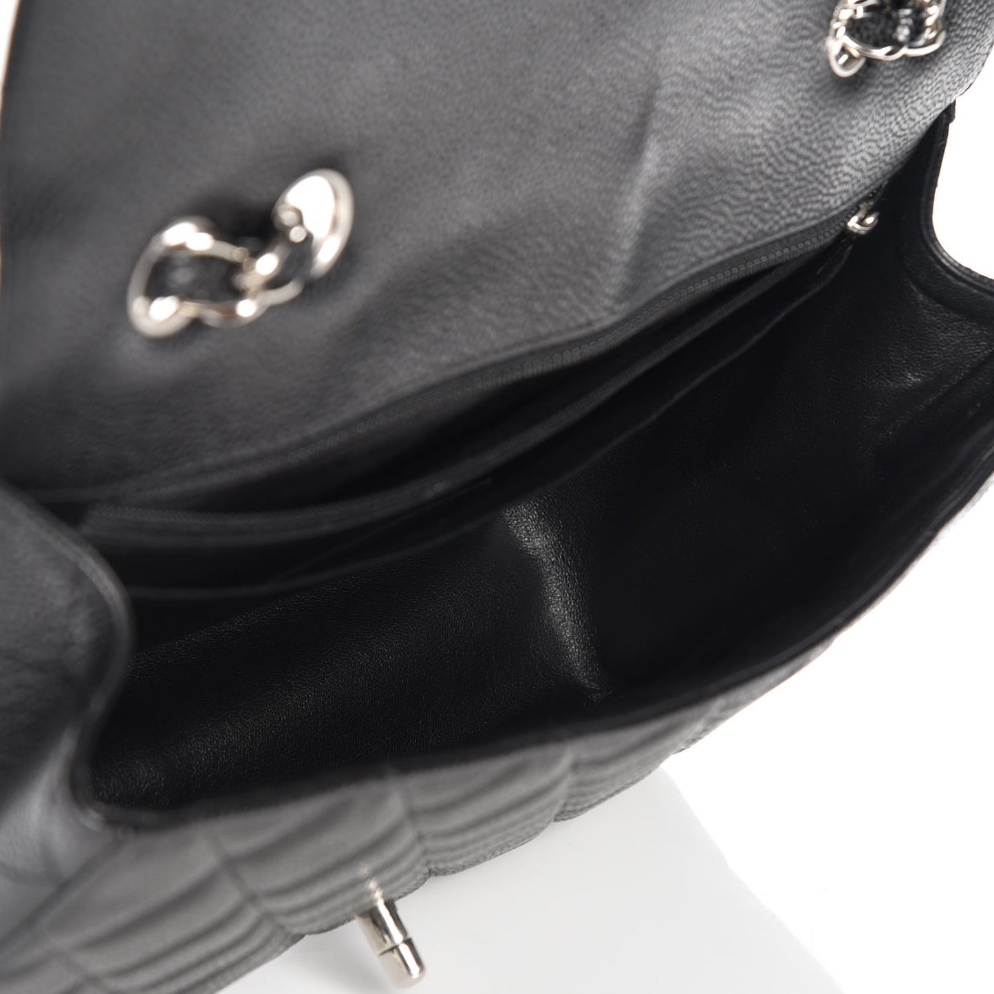 Caviar Quilted Jumbo Single Flap Black