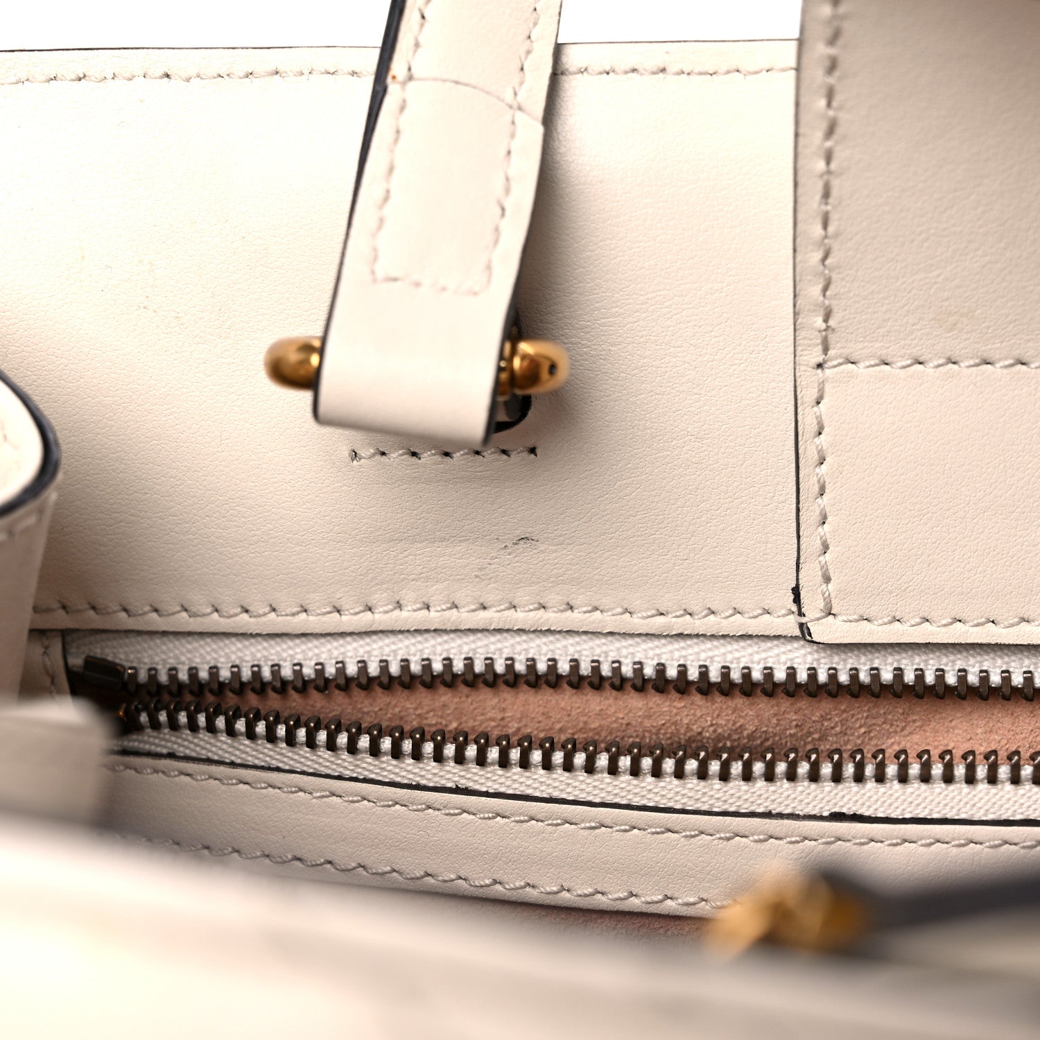 Gucci Calfskin Matelasse Small GG Marmont Tote White 13 of 23