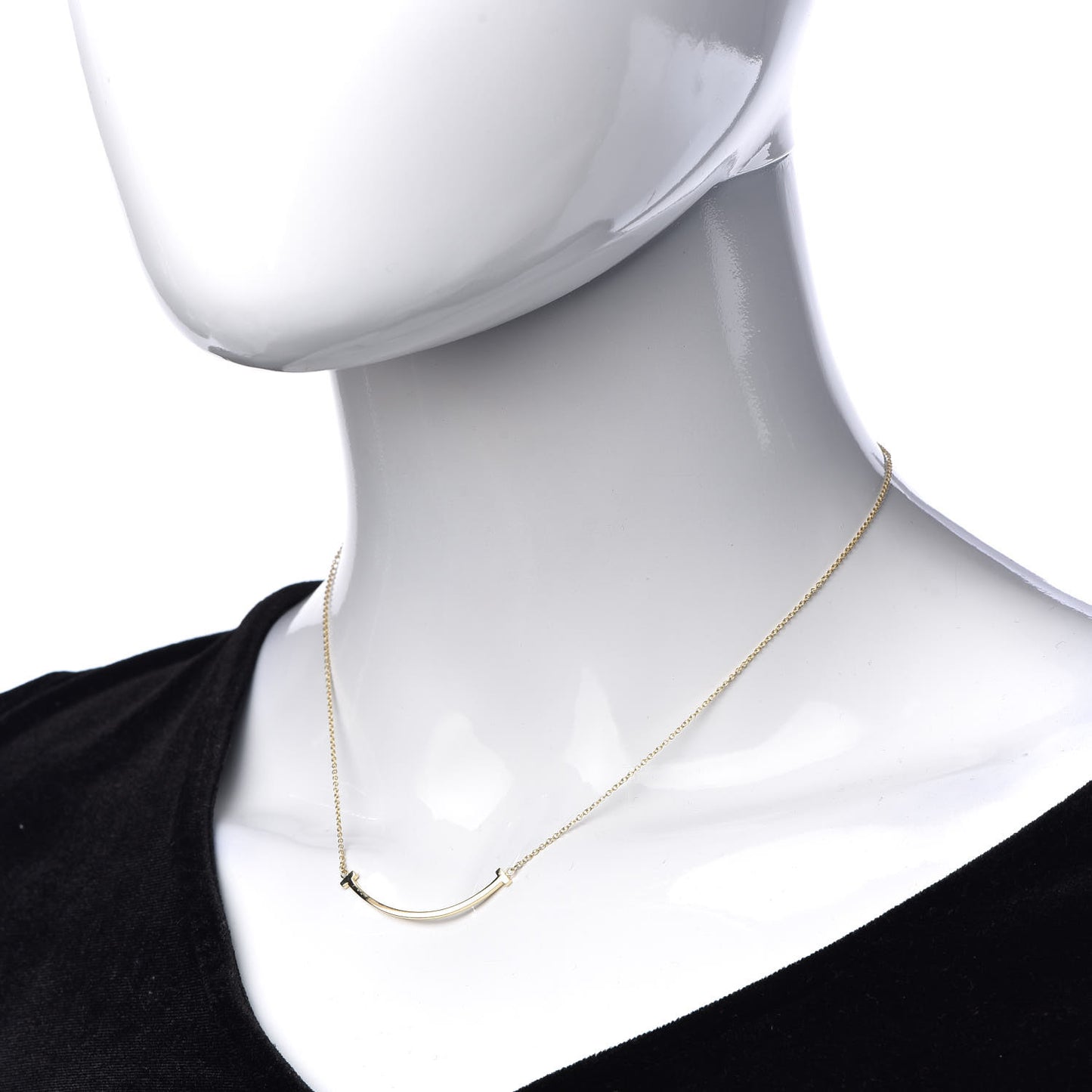 18K Yellow Gold Small T Smile Pendant Necklace