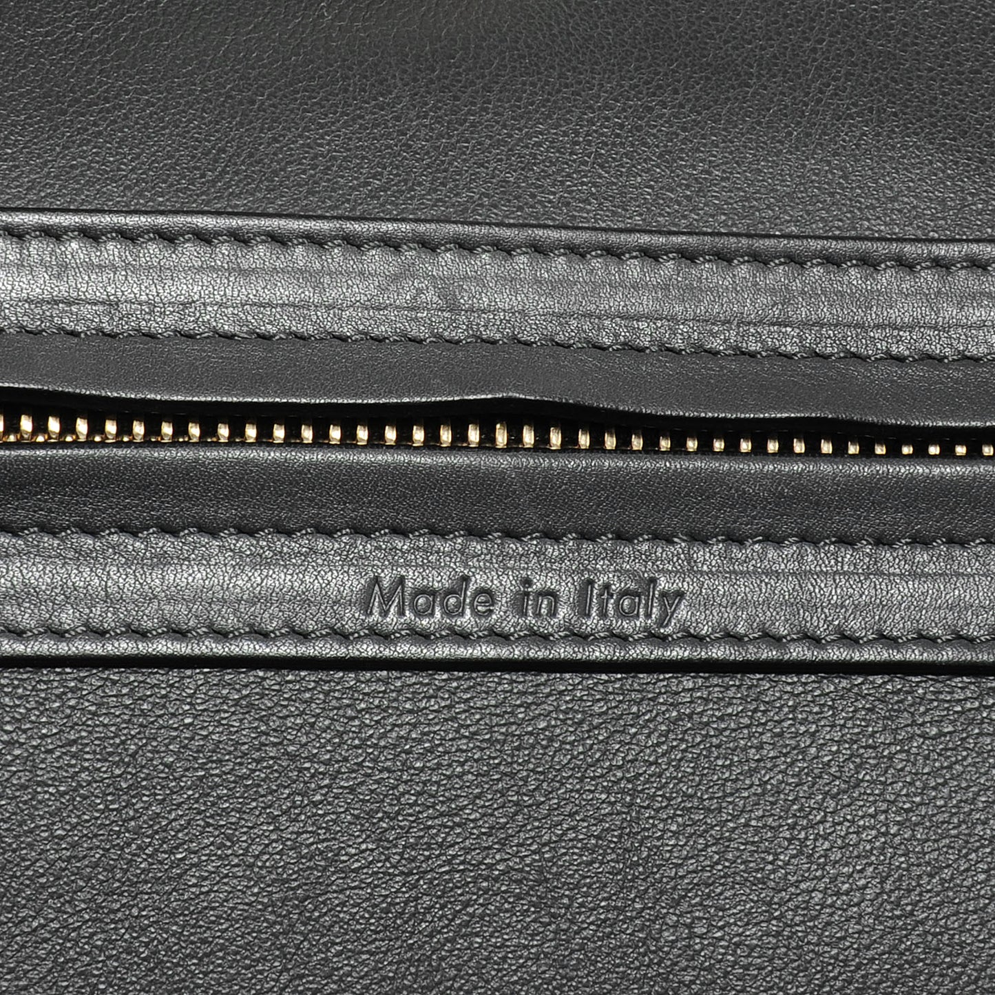 Suede Medium Phantom Luggage Grey