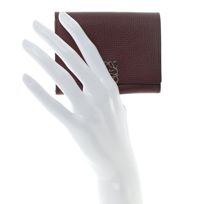 Loewe Pebble Grain Calfskin Anagram Small Vertical Wallet Berry 2 of 10