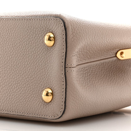Louis Vuitton Taurillon Capucines MM Galet 9 of 10
