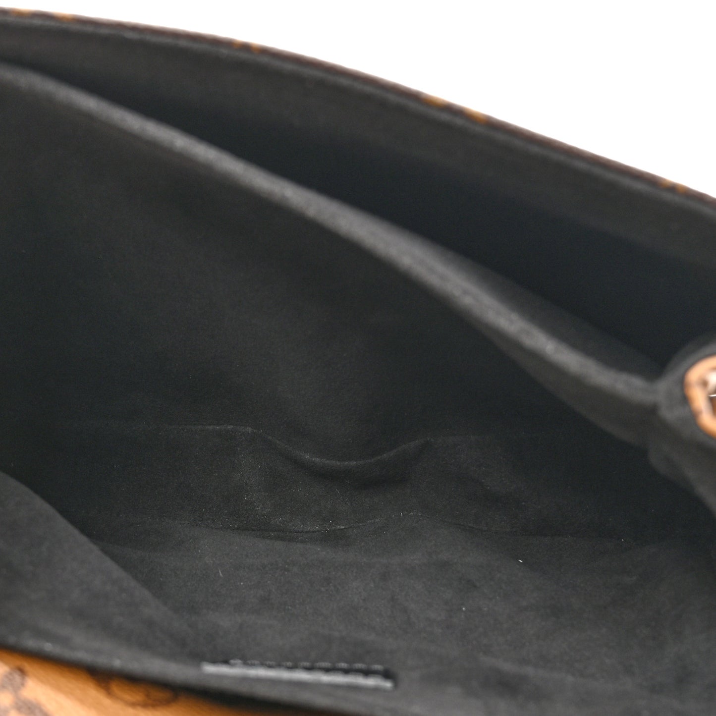 Reverse Monogram Pochette Metis