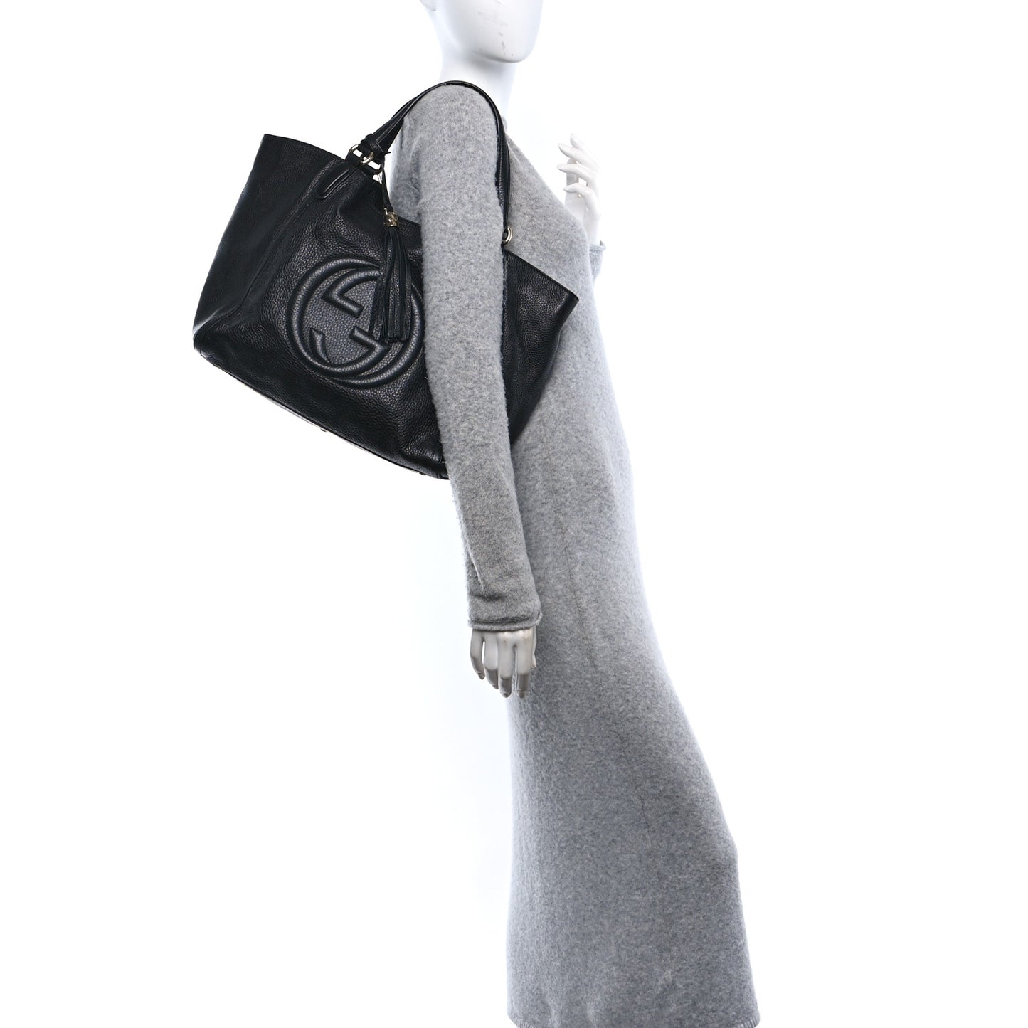 Pebbled Calfskin Medium Soho Shoulder Bag Black
