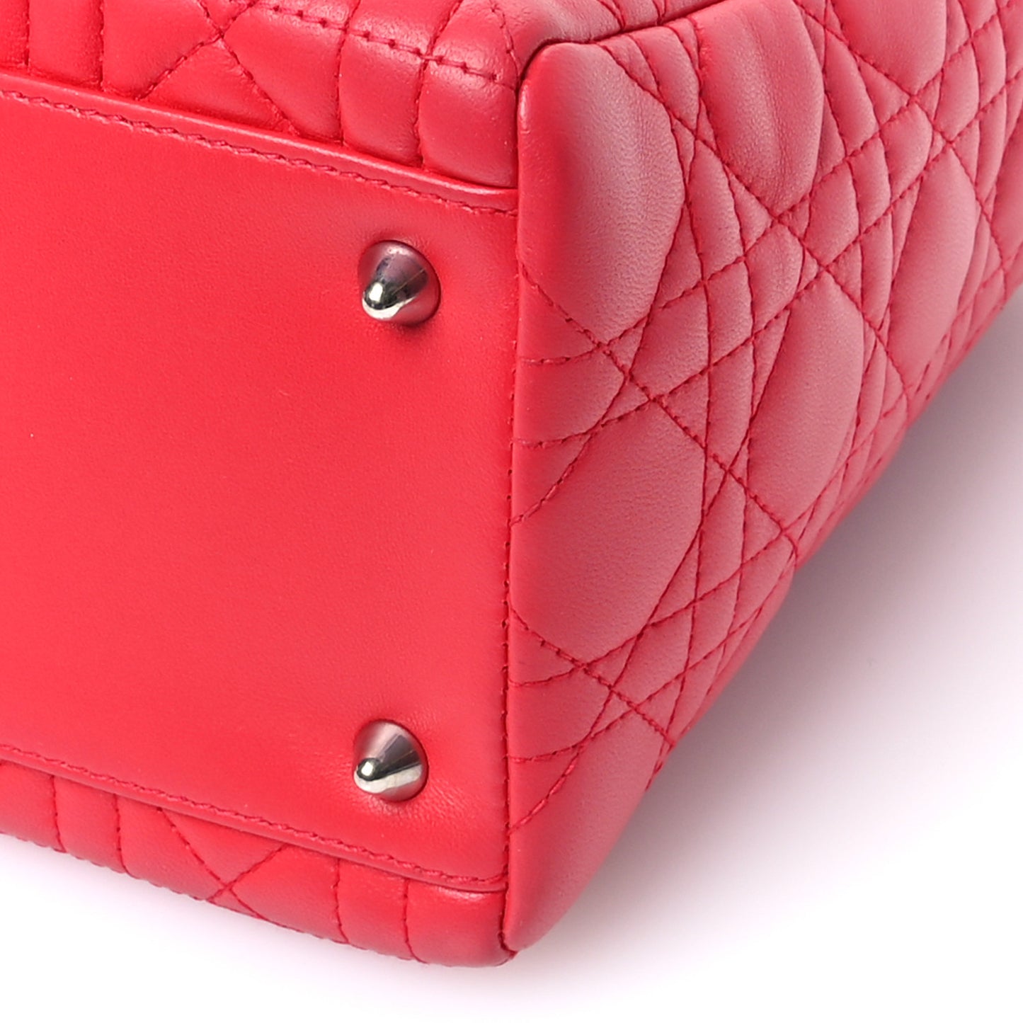 Lambskin Cannage Medium Lady Dior Red