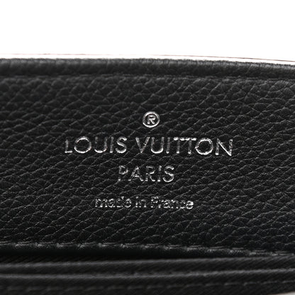 Louis Vuitton Soft Calfskin Lockme II Top Handle Vanille Black 6 of 8