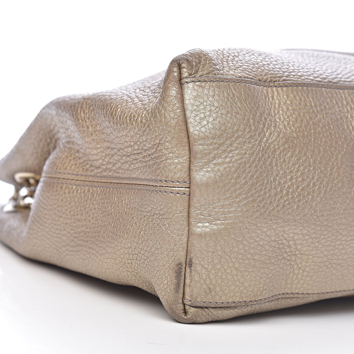 Gucci Metallic Pebbled Calfskin Medium Soho Chain Shoulder Bag Golden Beige 10 of 13