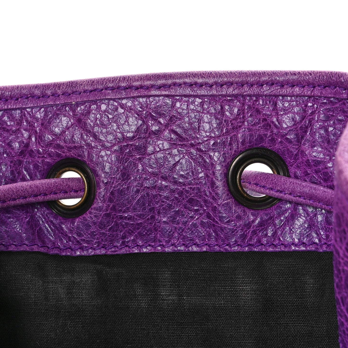 Agneau Classic Hardware Mini Pompon Ultraviolet
