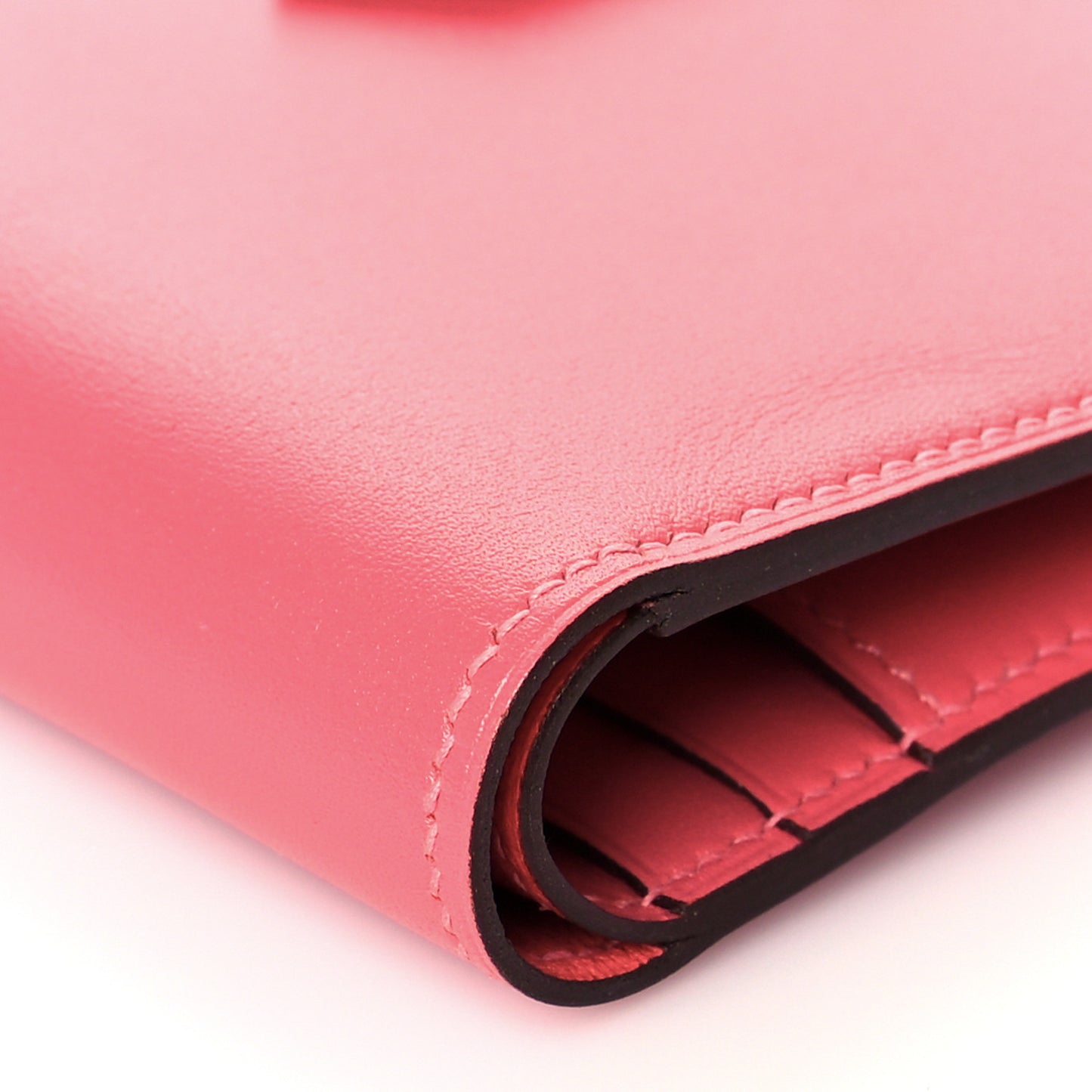 Swift Bearn Compact Wallet Rose Lipstick