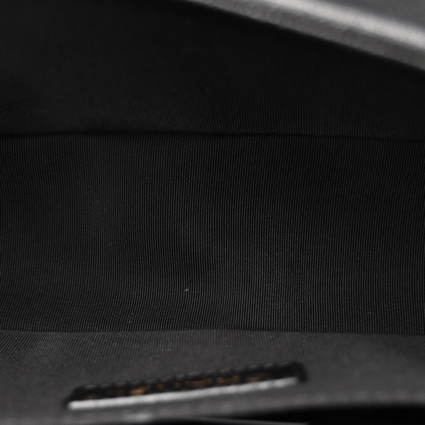 Caviar Chevron Quilted Medium Boy Flap Black