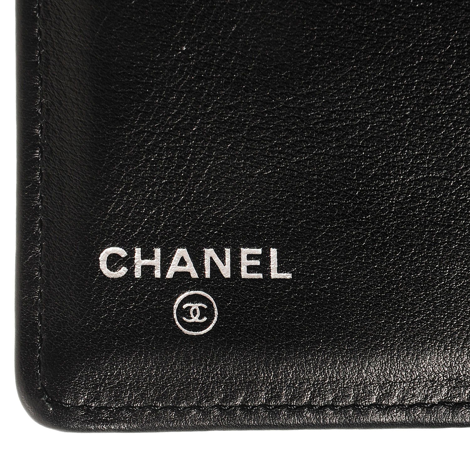 Chanel Patent CC Yen Wallet Black 3 of 9