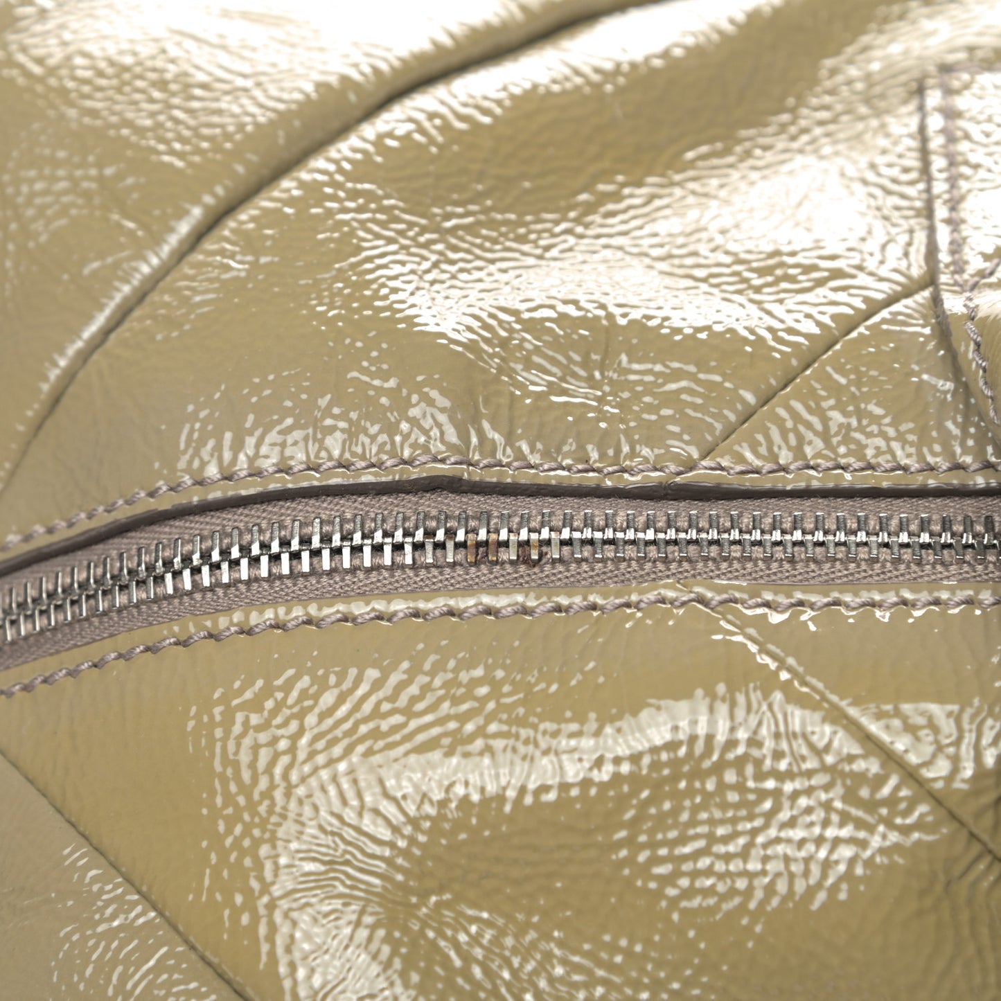 Textured Patent Medium Easy Sac Taupe
