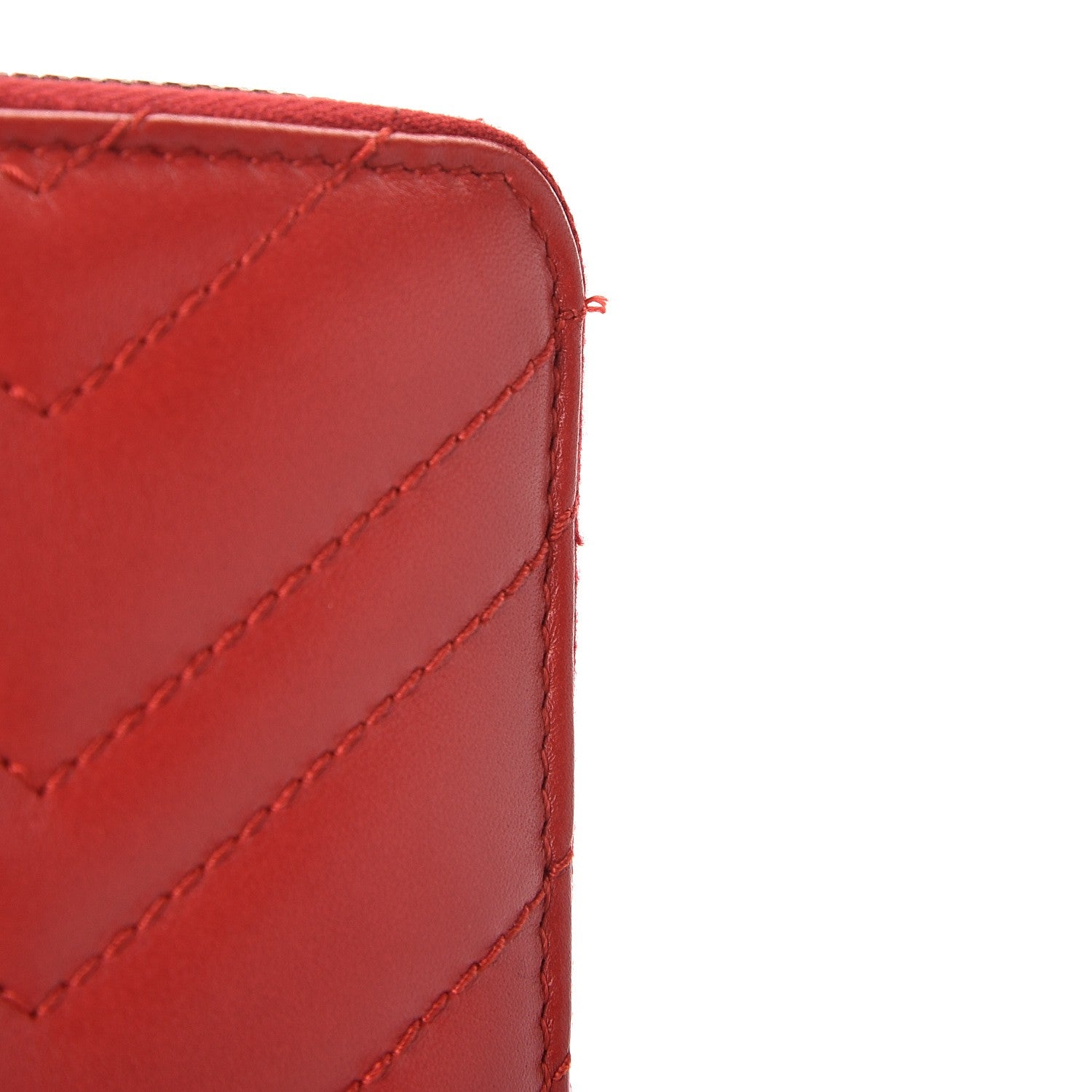 Gucci Calfskin Matelasse GG Marmont Zip Around Organizer Wallet Hibiscus Red 8 of 9