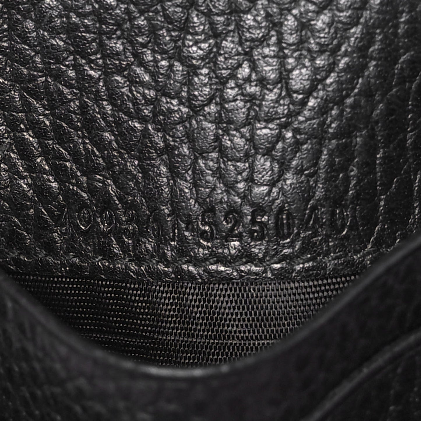 Pebbled Calfskin Butterfly Card Case Black