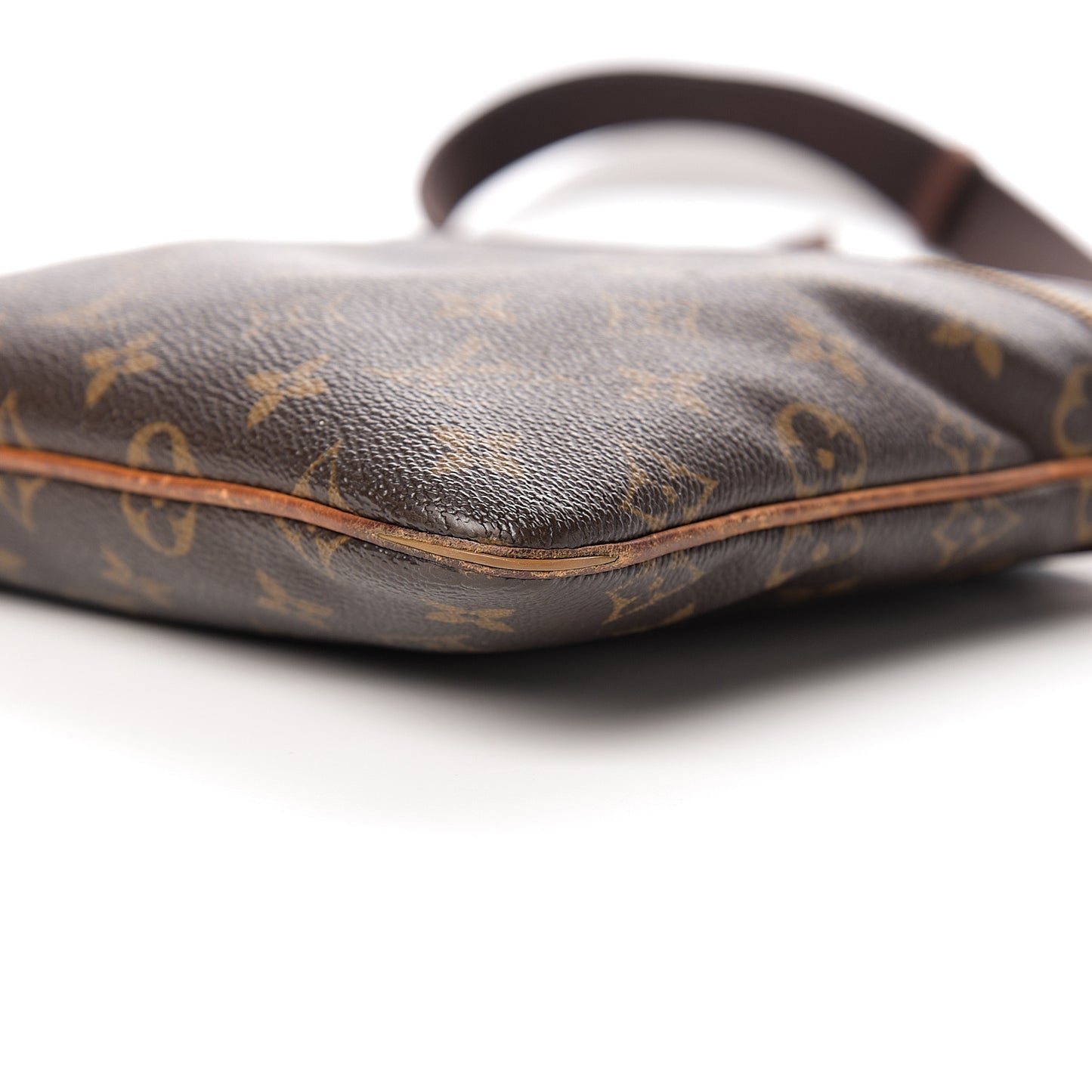 Monogram Pochette Valmy
