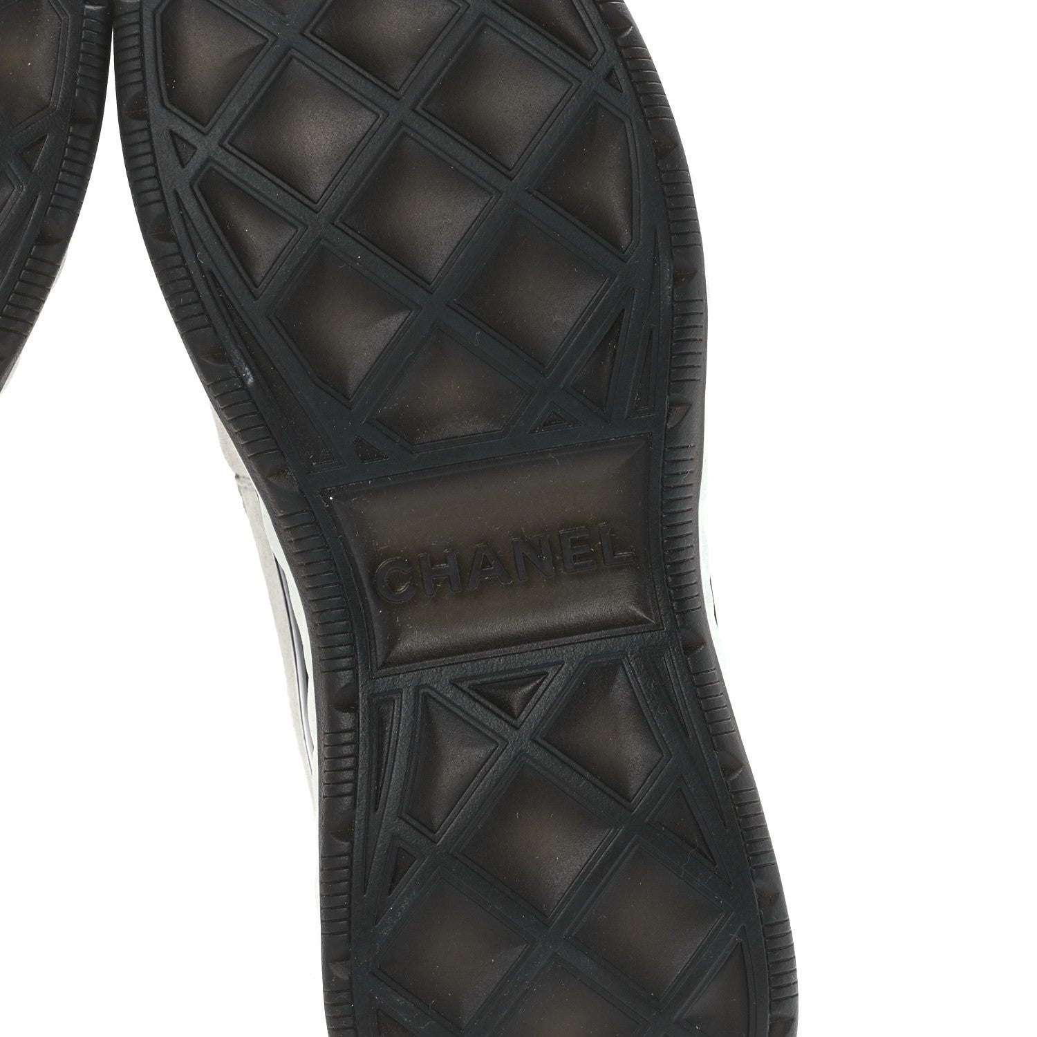 Chanel Velvet Calfskin Mixed Fibers CC Sneakers 39.5 Ivory Black 7 of 10