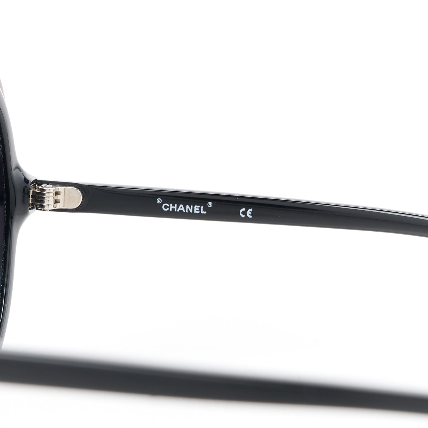 CC Oval Sunglasses A71227 Black