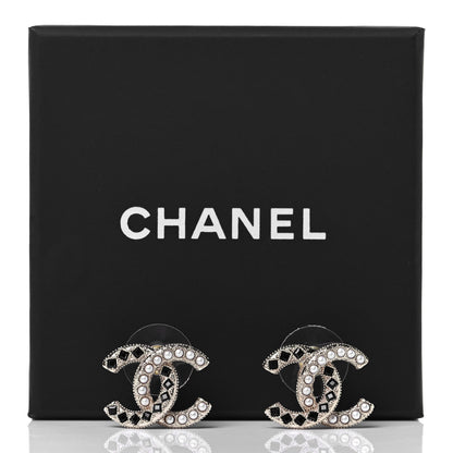 Chanel Baguette Crystal Pearl CC Earrings Gold Black 5 of 5