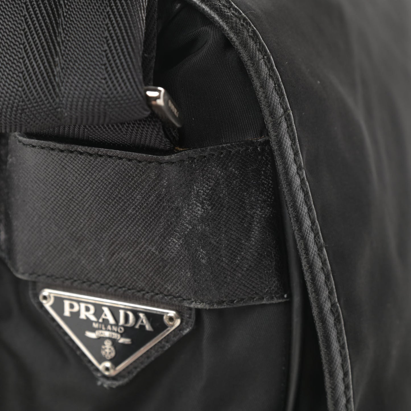Tessuto Nylon Saffiano Messenger Bag Black