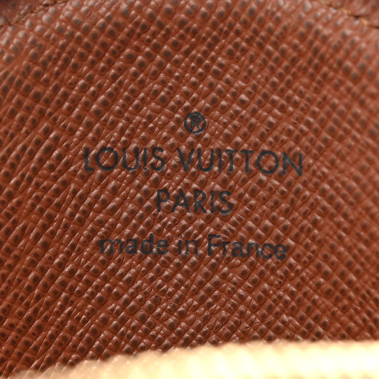 LOUIS VUITTON Monogram Round Coin Purse