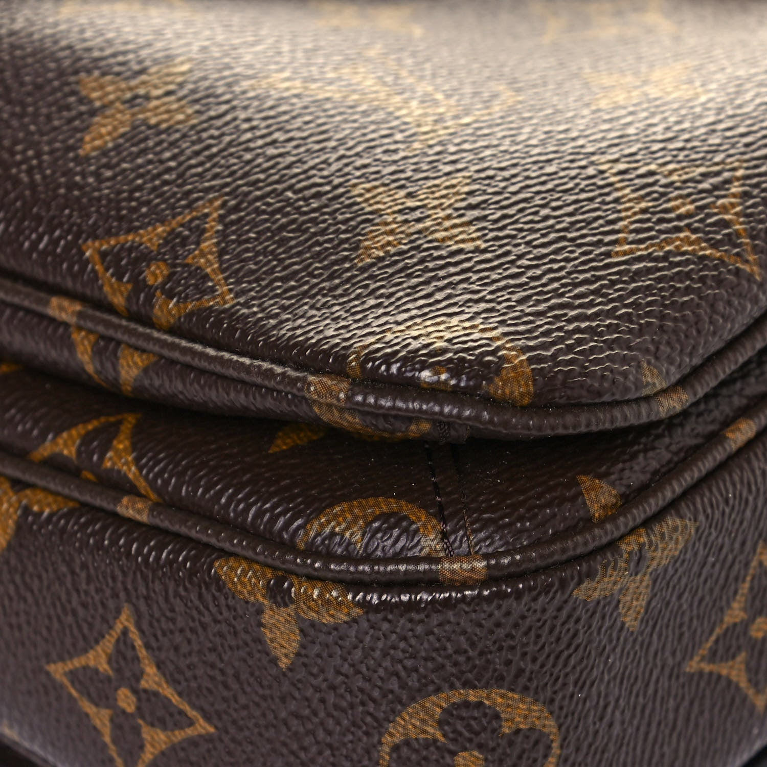 Louis Vuitton Monogram Pochette Metis 9 of 16