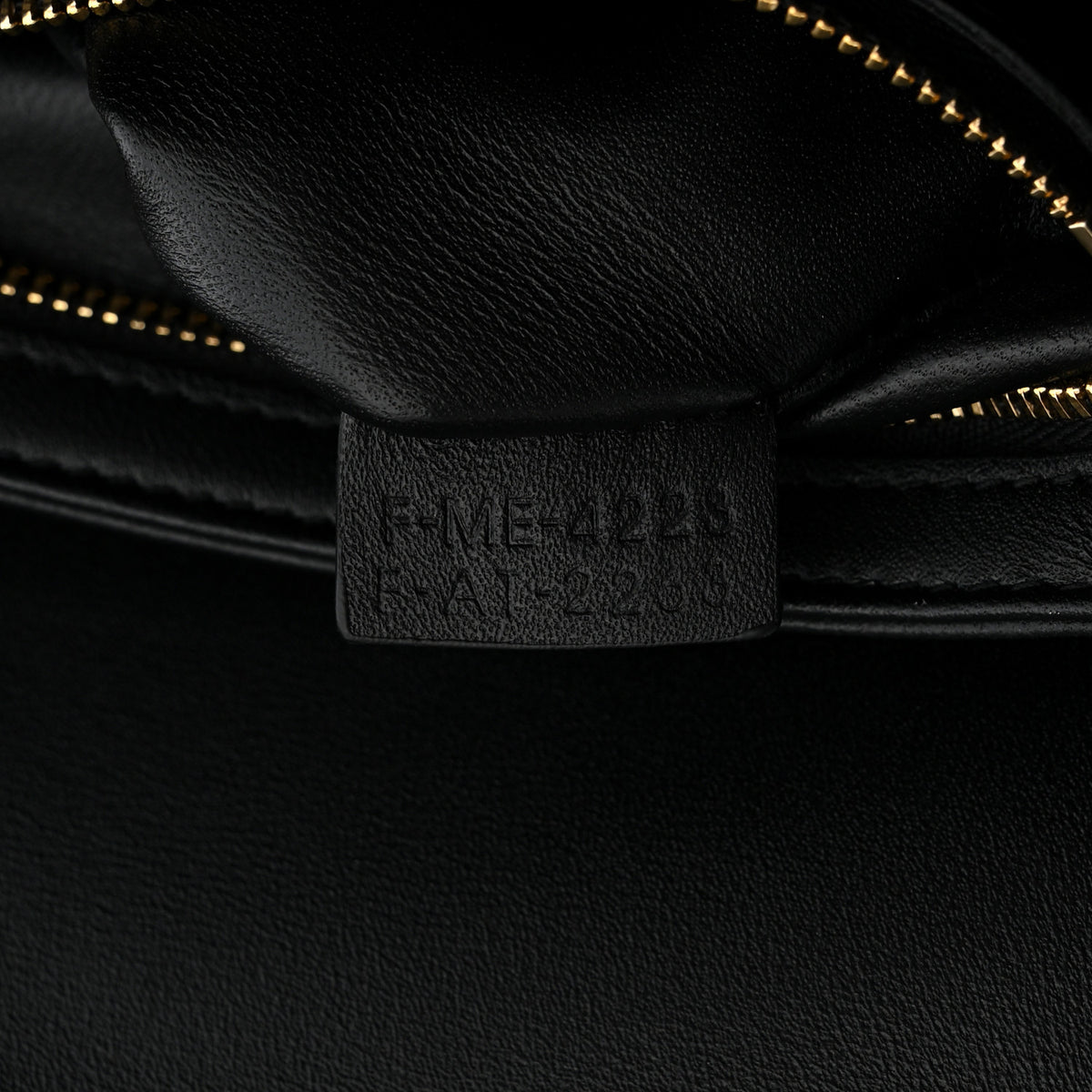 Shiny Calfskin Teen Triomphe Black
