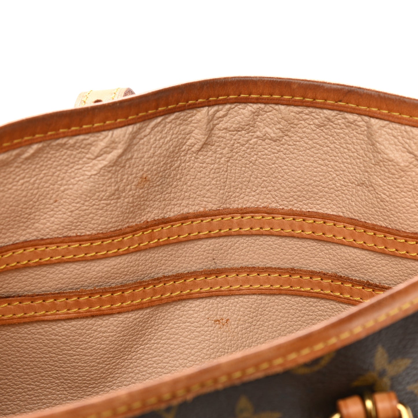 Monogram Petit Bucket 23