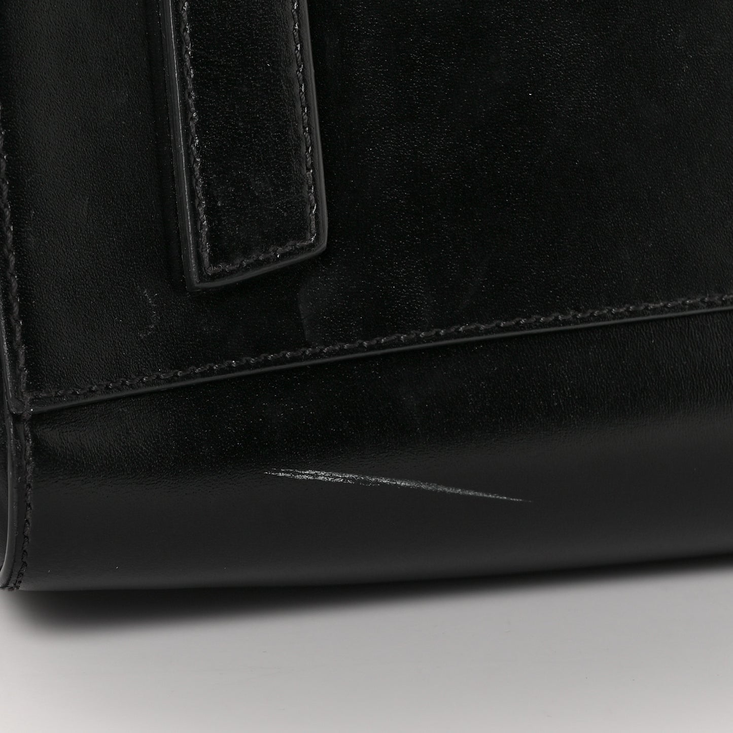 Shiny Lord Calfskin Medium Antigona Black