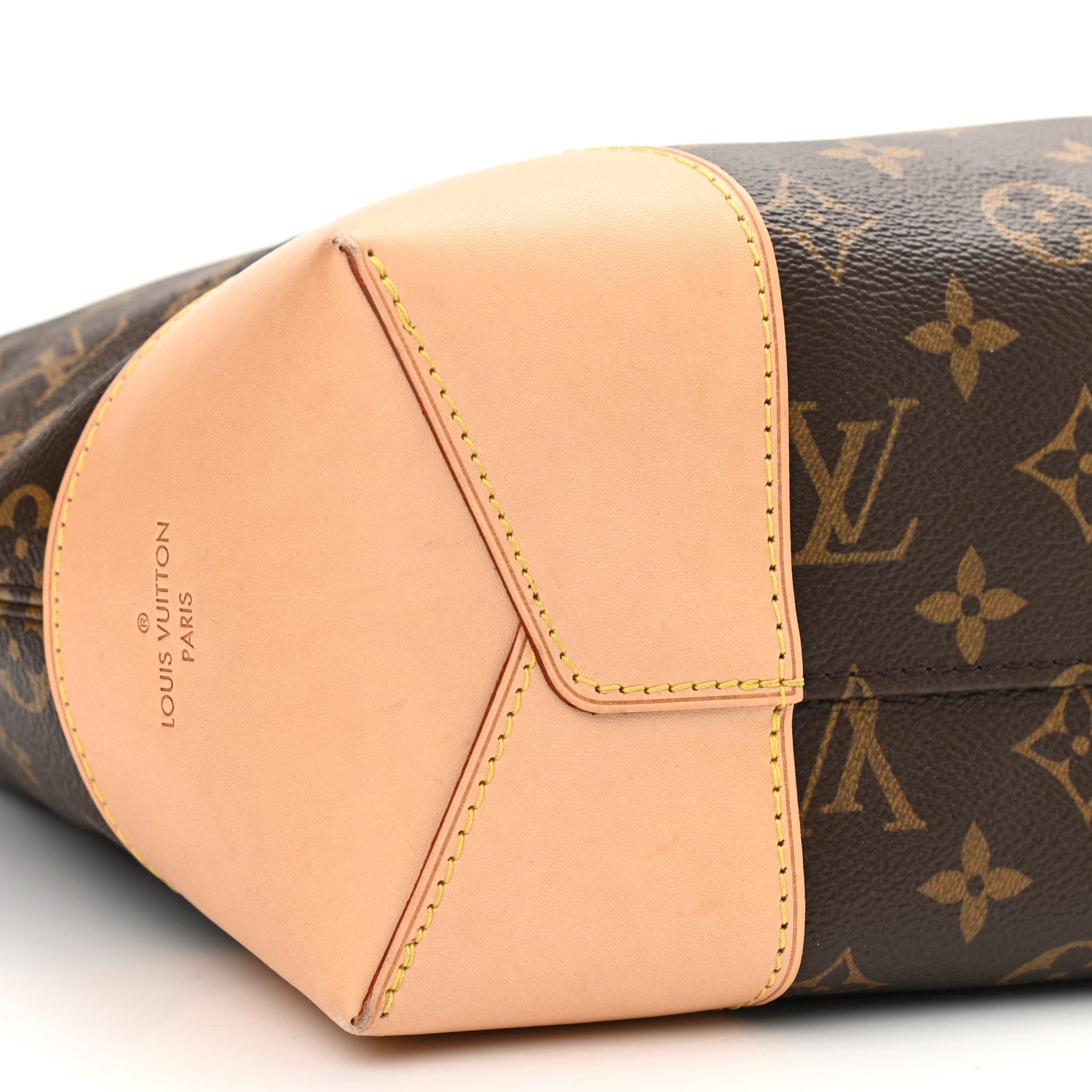 Louis Vuitton Monogram Berri MM 9 of 10