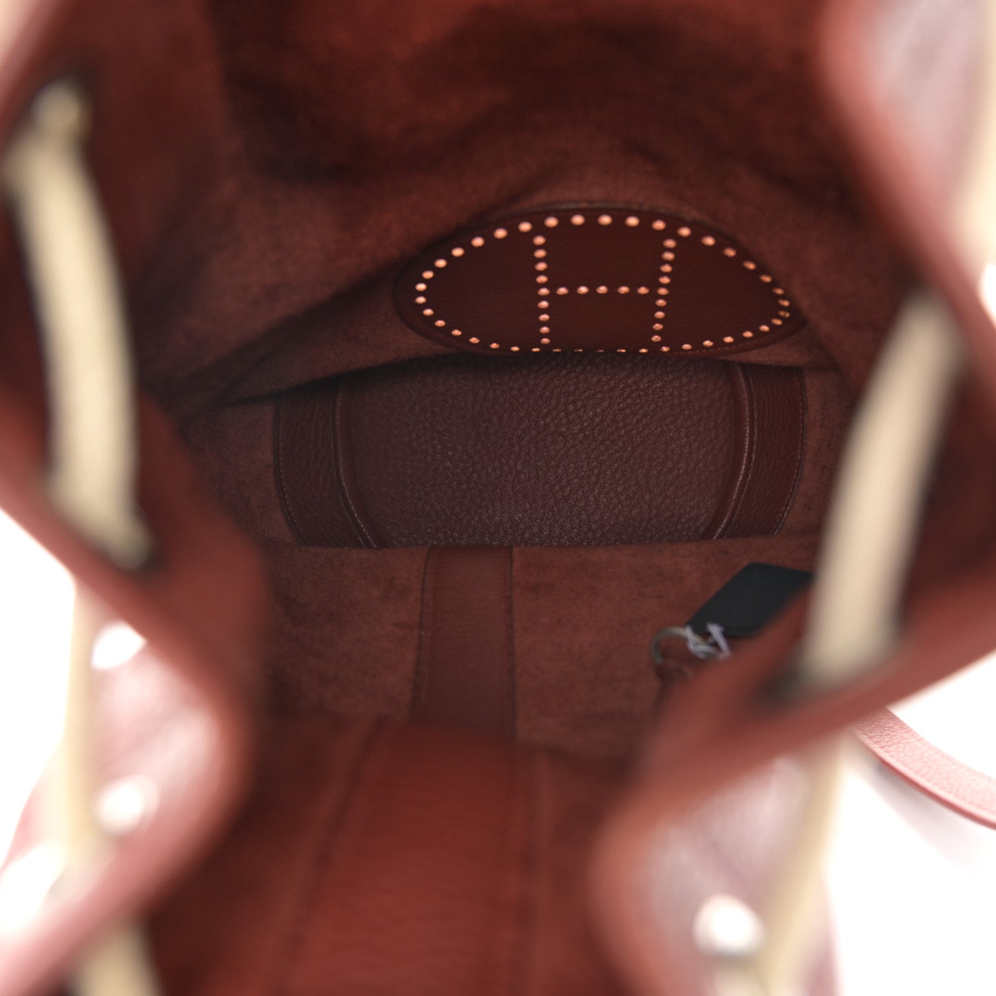 Taurillon Clemence Lunch Drawstring Bag Rouge H