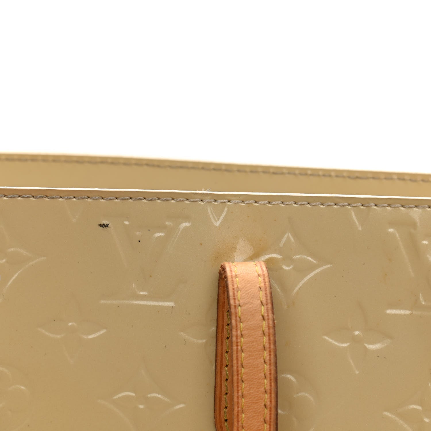 Louis Vuitton Vernis Catalina EW Blanc Corail 27 of 28