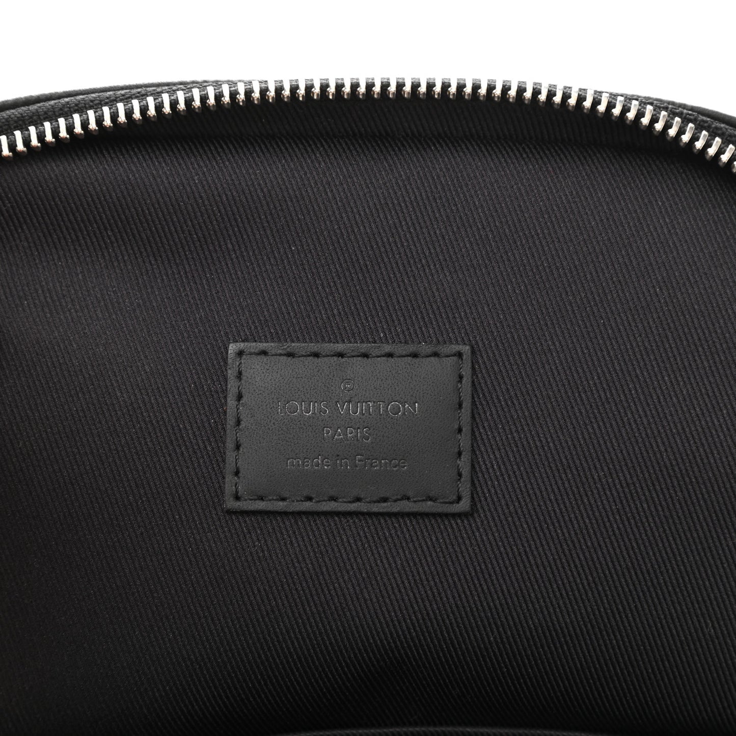 Damier Infini Avenue Sling Bag Onyx