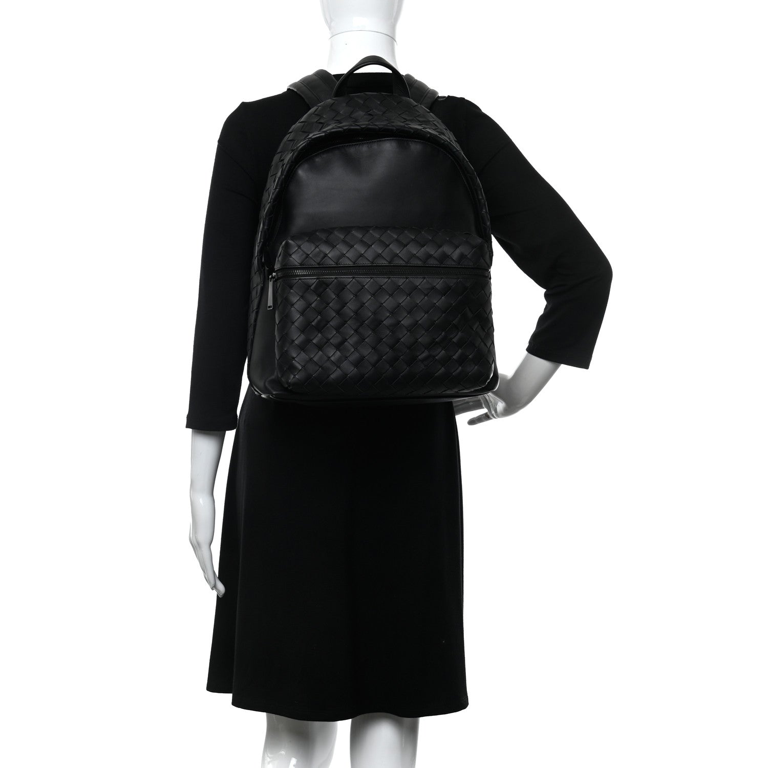 Bottega Veneta Smooth Calfskin Intrecciato Backpack Black 2 of 9