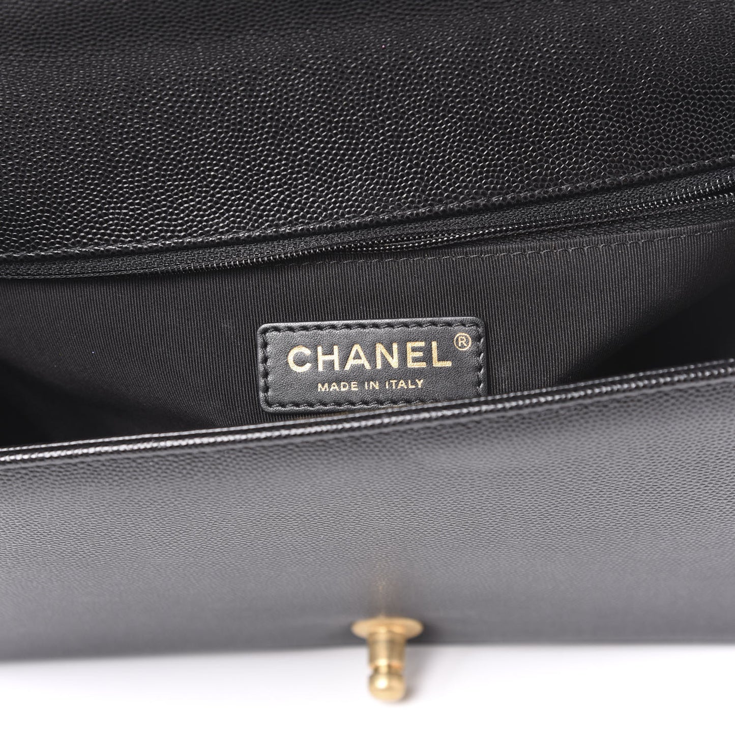 Caviar Quilted New Medium Boy Flap Black