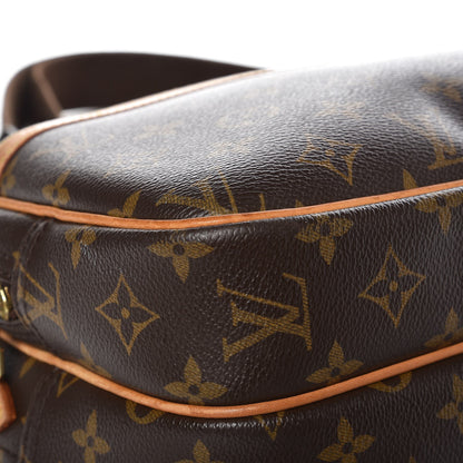 Louis Vuitton Monogram Reporter PM 9 of 15
