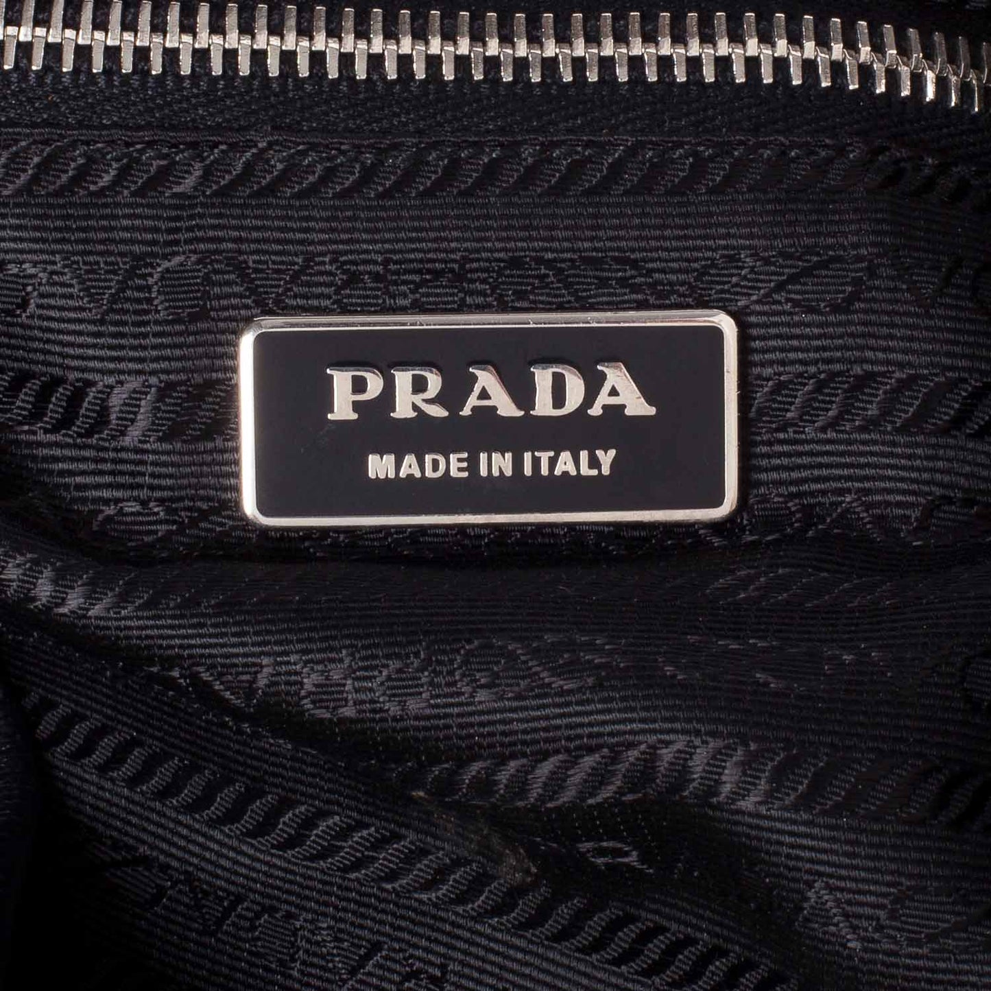Vitello Daino Drawstring Bag Nero Black