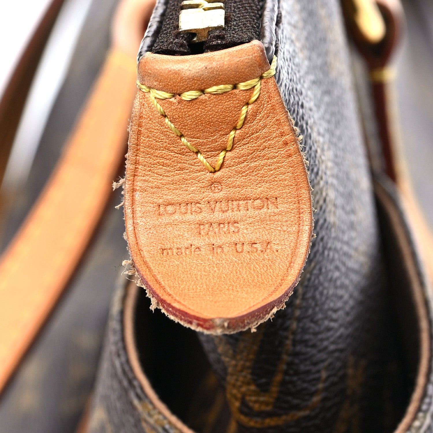 Louis Vuitton Monogram Totally PM 6 of 7