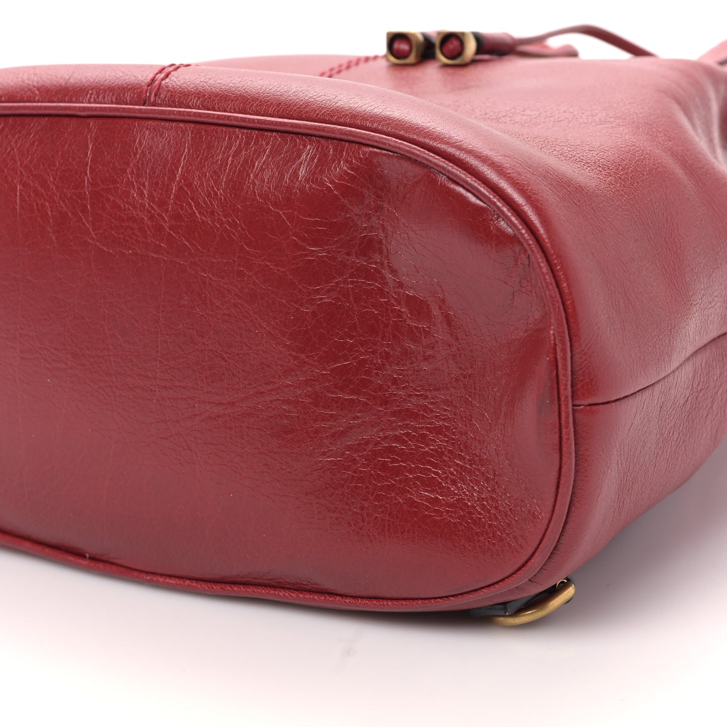 Piuma Lux Energy Medium Re(Belle) Convertible Bucket Bag Hibiscus Red