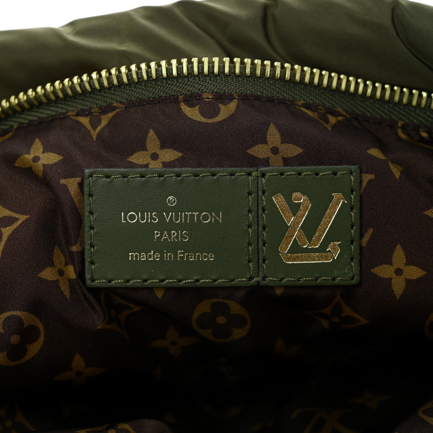 Louis Vuitton Econyl Monogram Pillow Maxi Multi Pochette Accessories Maxi Pochette Kaki 6 of 10