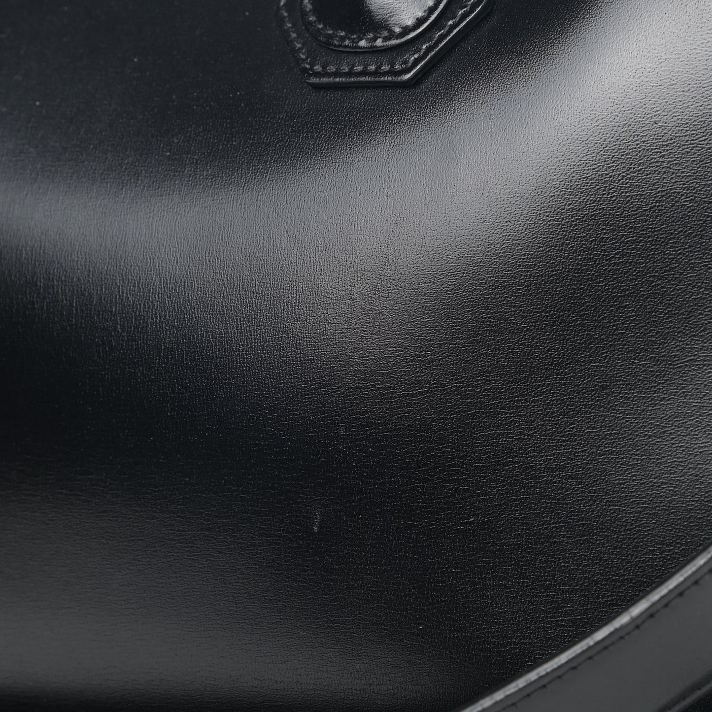 Shiny Lord Calfskin Medium Antigona Black