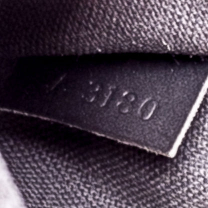 Louis Vuitton Taiga Pochette Belaia Ardoise 7 of 8