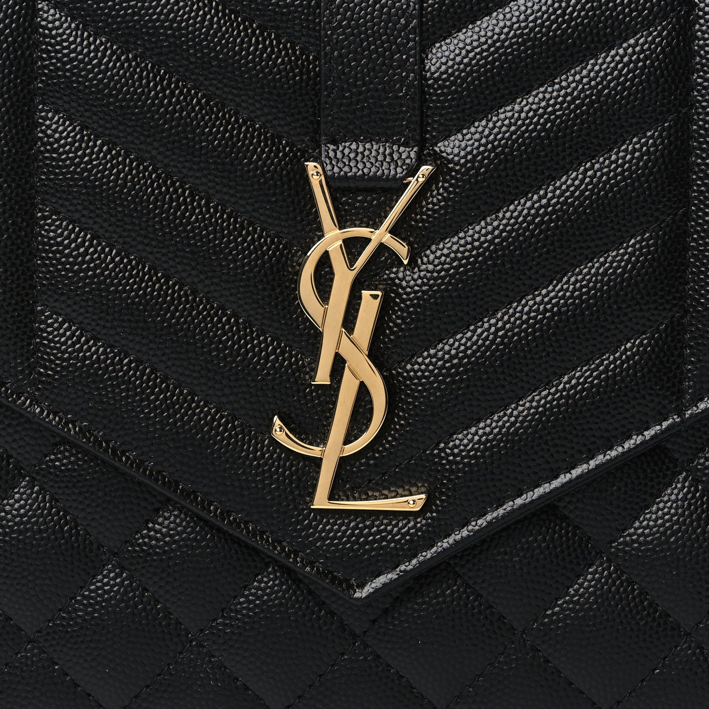 Grain De Poudre Textured Mixed Matelasse Triquilt Monogram Clutch Black